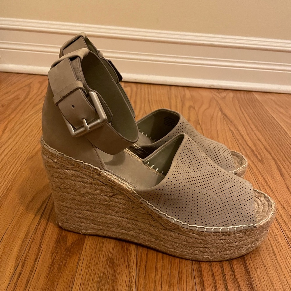 Wedges: Marc Fisher LTD SIZE 8.5 Olive Green worn twice